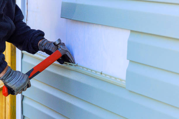 Reliable Emergency Siding Repair contractor in Bremerton, WA by Squared Siding